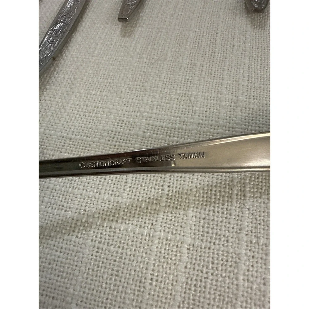 8 Iced Tea Spoons & Butter Knife Custom Craft CUS1 Rose Flower‎ Stainless Taiwan